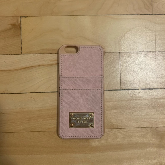 Michael Kors (real) iPhone 6 case - Picture 2 of 3